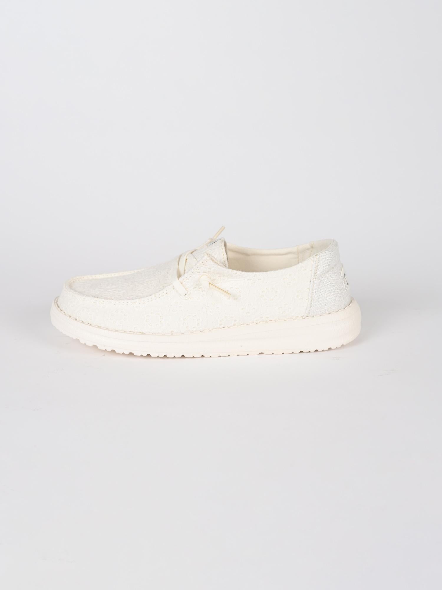 Slip-on ultralight WENDY EYLET white WENDY EYLET LACE WHITE HEY DUDE