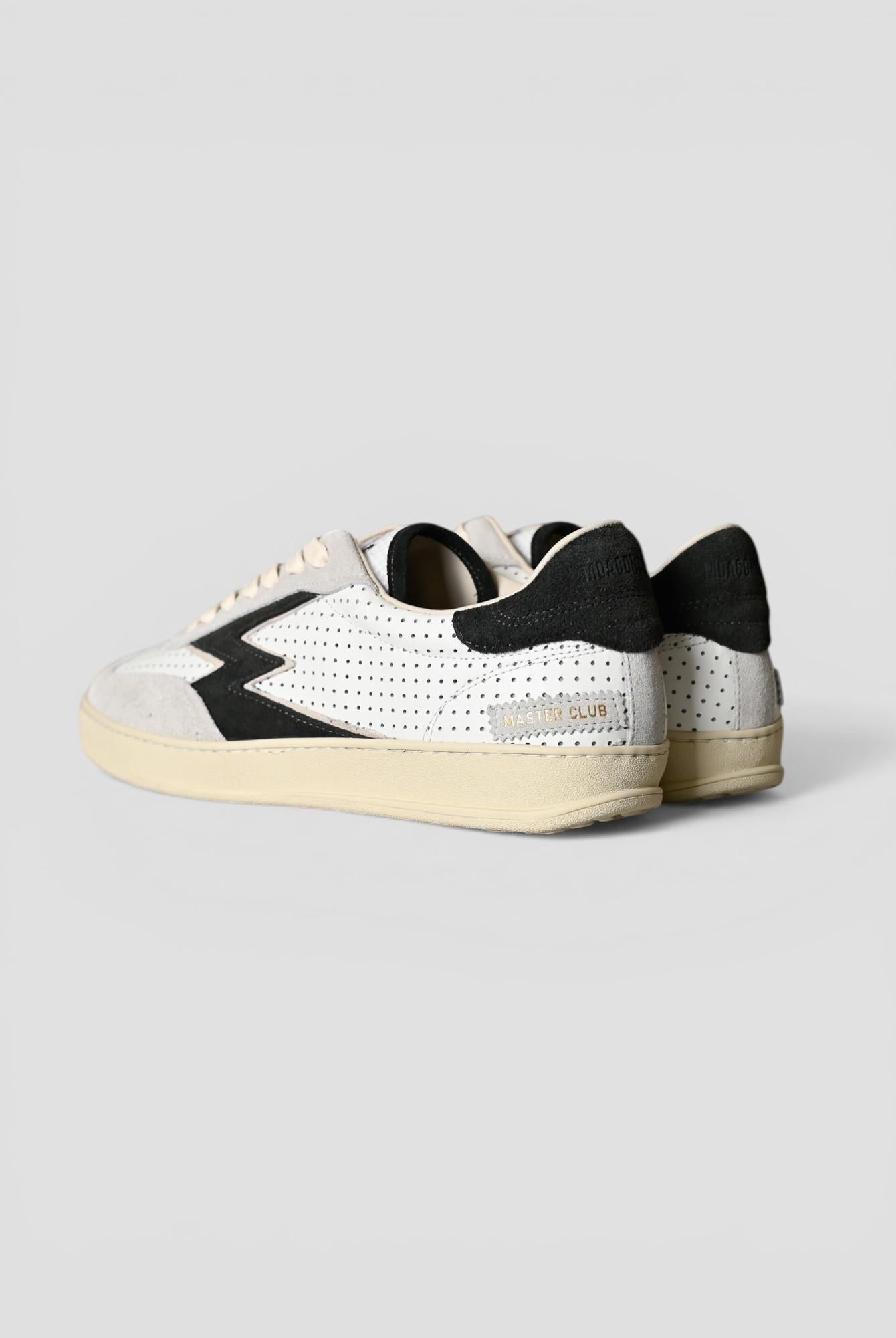 Sneakers CLUB WHITE PIERCED leather MG580MCO1 WHITE MOACONCEPT