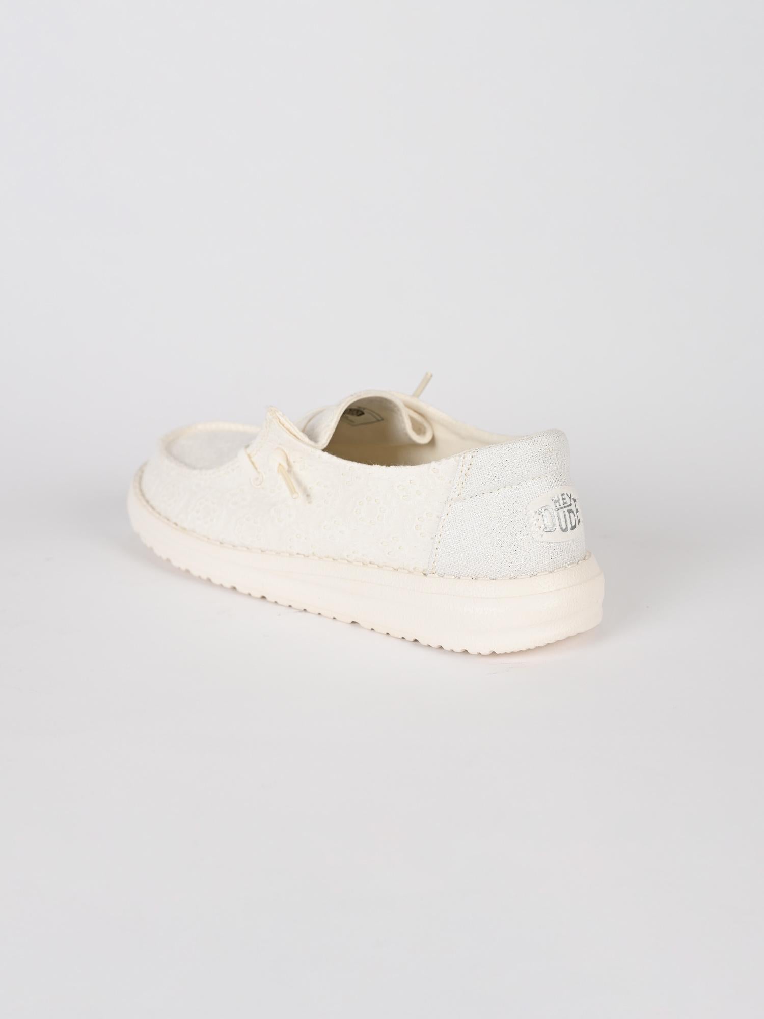Slip-on ultralight WENDY EYLET white WENDY EYLET LACE WHITE HEY DUDE