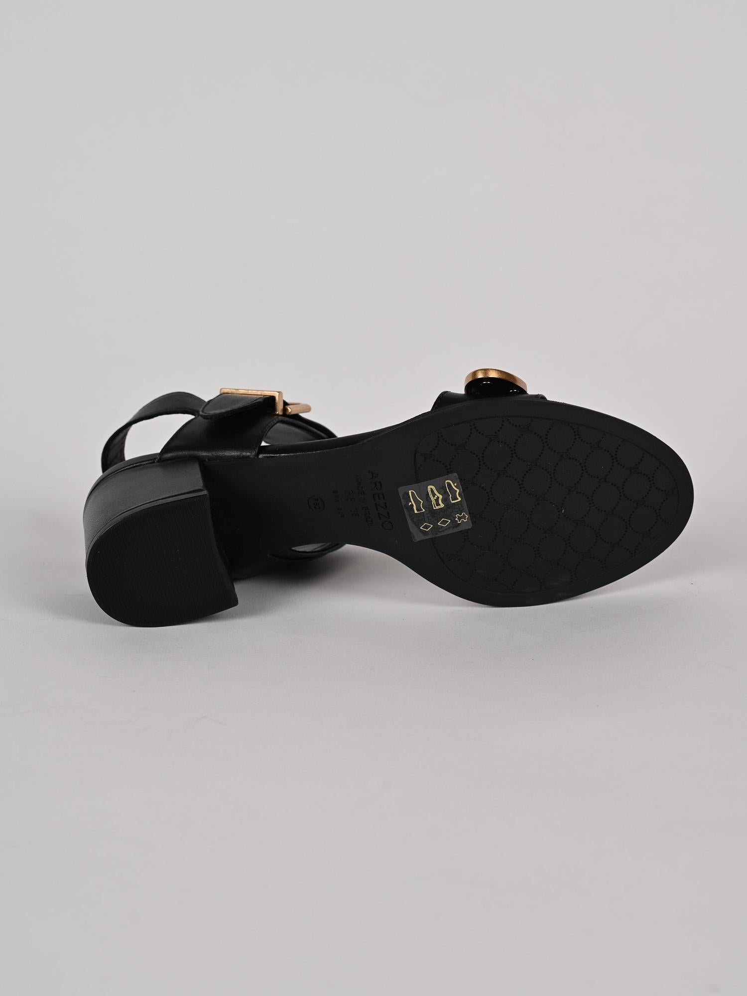 Sandalo donna nero in pelle A13517000 20002 AREZZO 