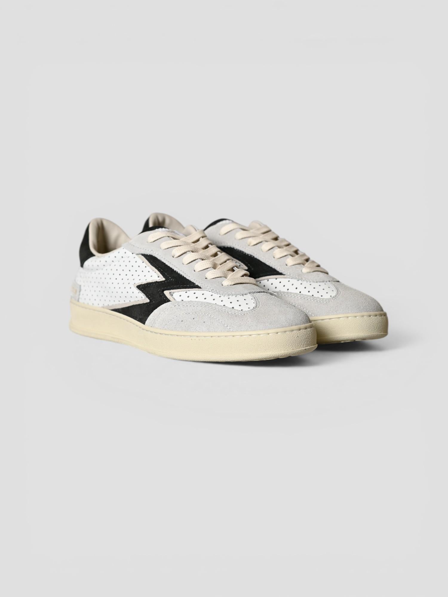 Sneakers CLUB WHITE PIERCED leather MG580MCO1 WHITE MOACONCEPT 